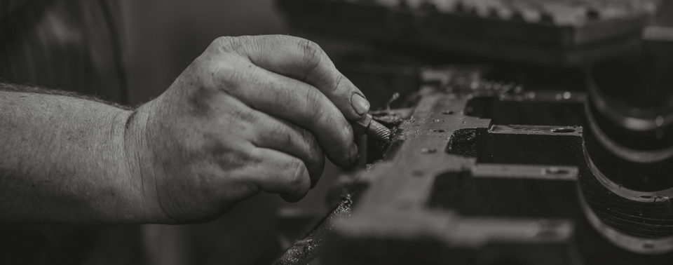 Engine Parts Cleaning & Inspection – Baril Engine