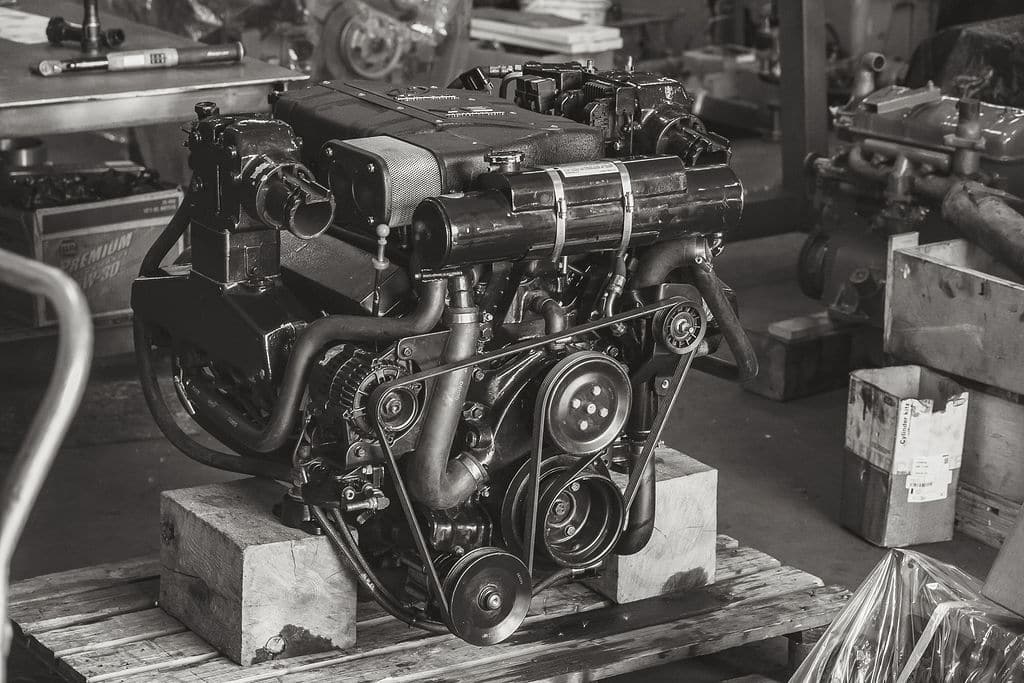 A fully assembled remanufactured engine.